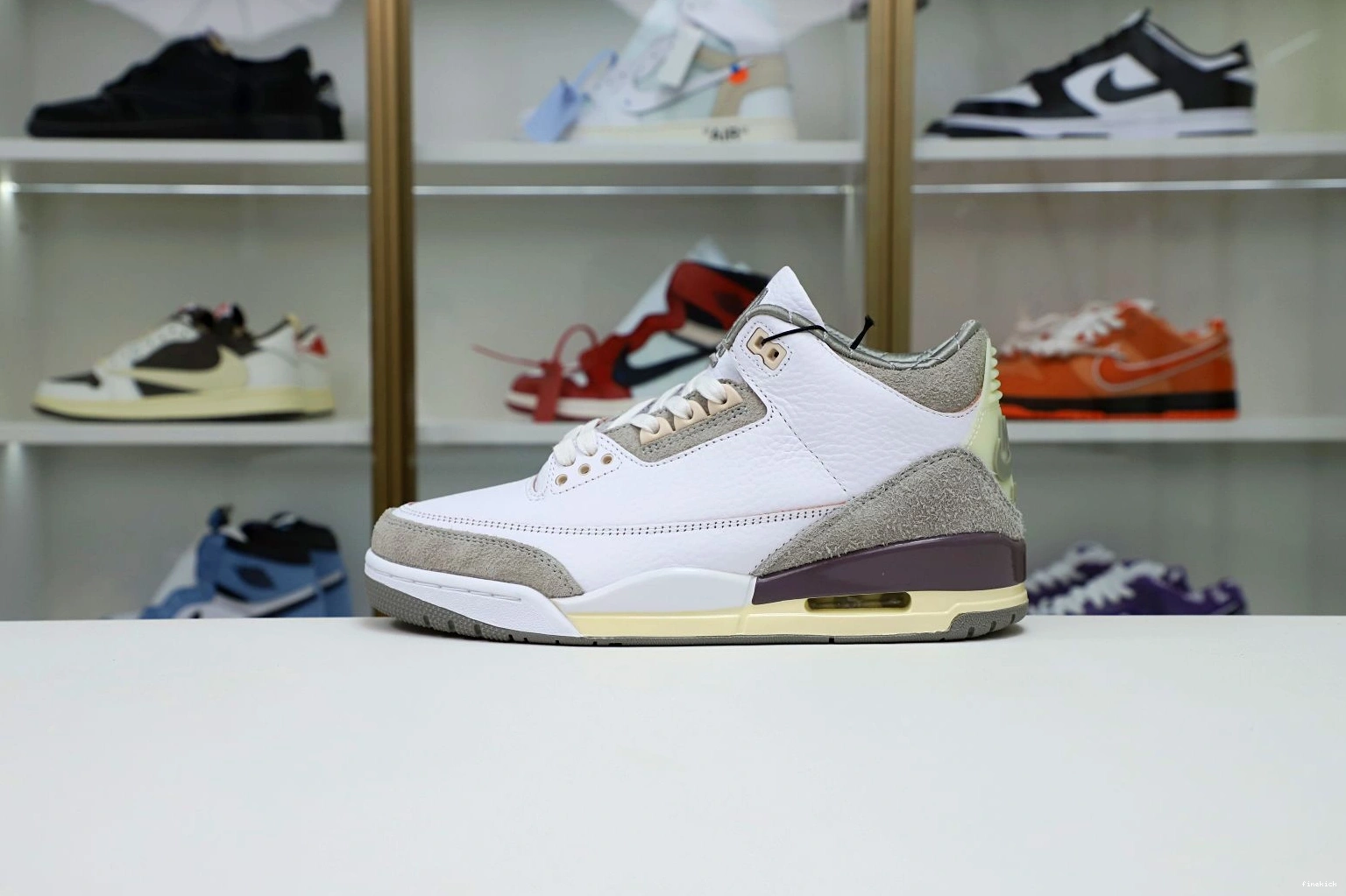 AIR X JORDAN WMNS 3 MANIÉRE 0109